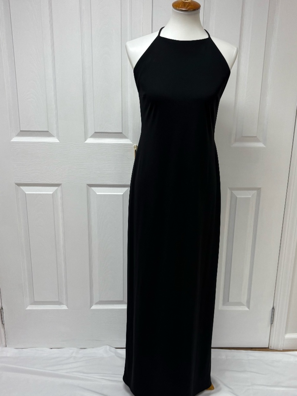 Laundry Shelli Segal Black Sleeveless Maxi Dress - Size 12.